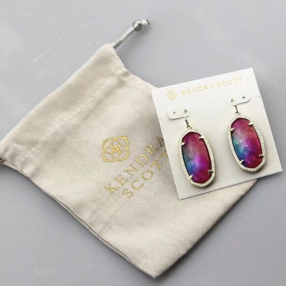 Kendra Scott Stud Earrings - Picture 3 of 5